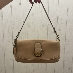 Coach Soho Flap Bag Womens Shoulder Bag Gold Leather Buckle Y2K Classic 42048